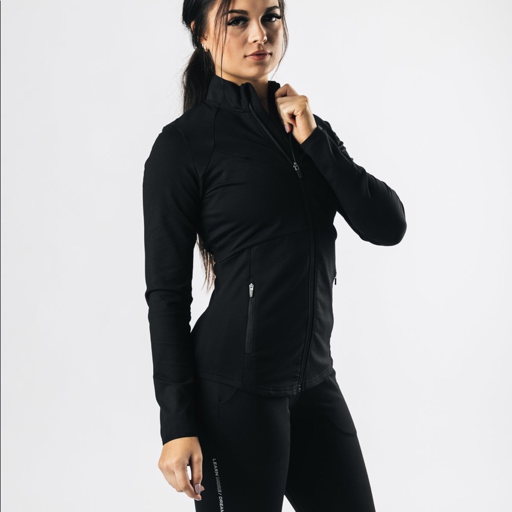 Alphalete Black pro elite jacket
